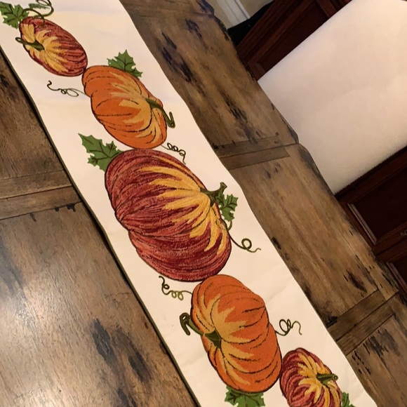 Fall Table Runner🍂Like new! - Picture 2 of 10